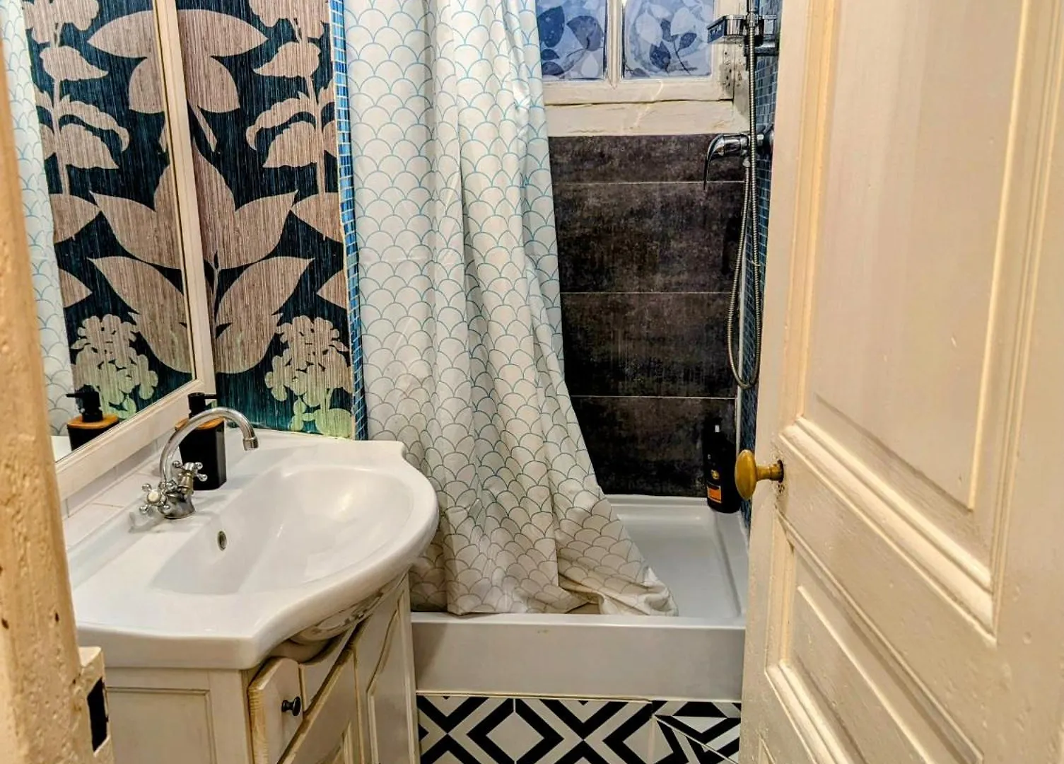 Apartment Opera Louvre Holidayapartment Paris
