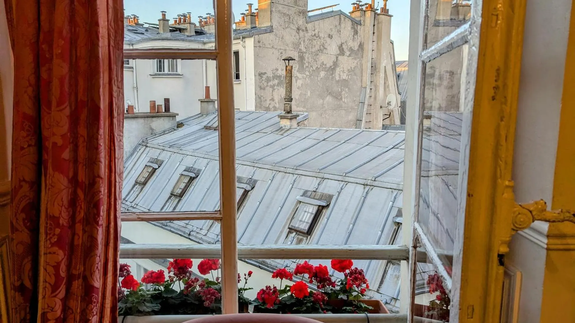 Daire Opera Louvre Holidayapartment