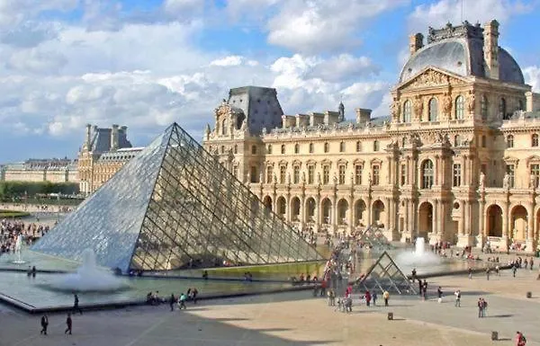 Opera Louvre Holidayapartment Daire Paris